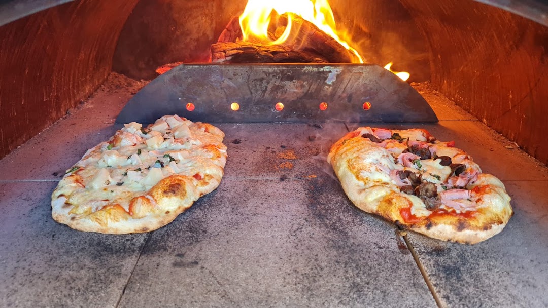 Fresh wood-fired pizza from The Byre Inn